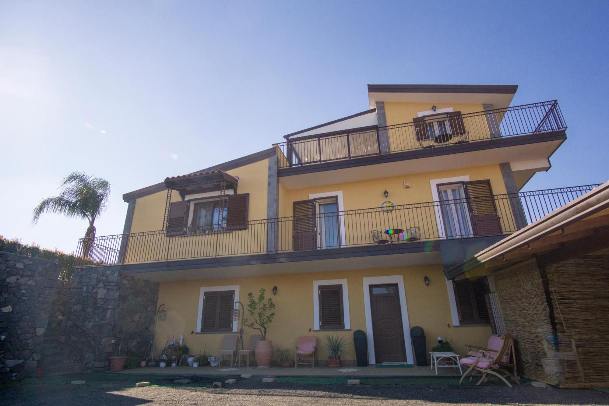 Villa Gusmano Пьедимонте-Этнео Экстерьер фото